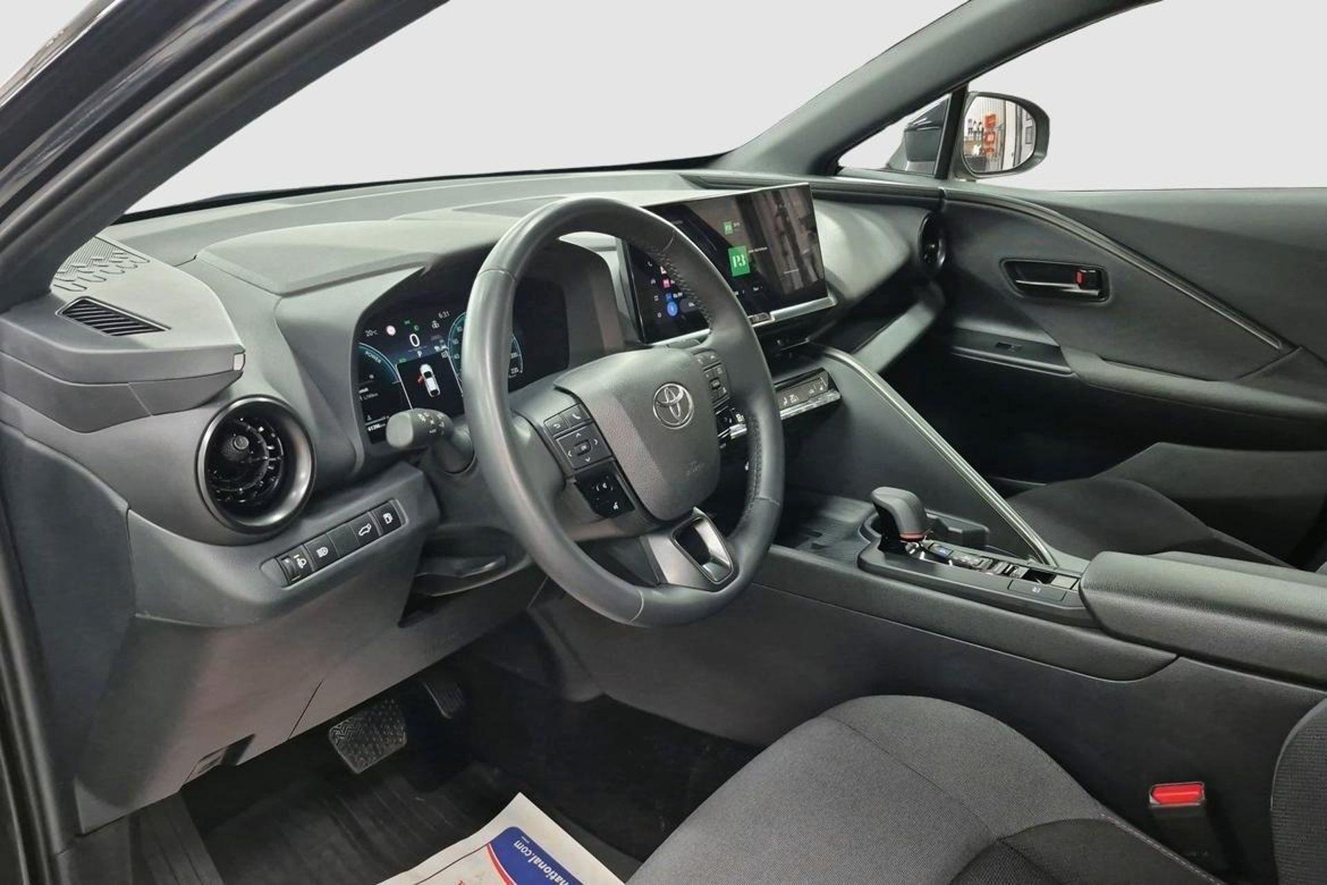 Toyota C-HR 2025, bild 7/10