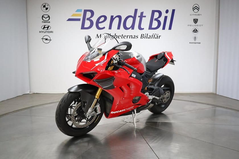 Bild 2 av Ducati Panigale V4R DQS / Akrapovic helsystem