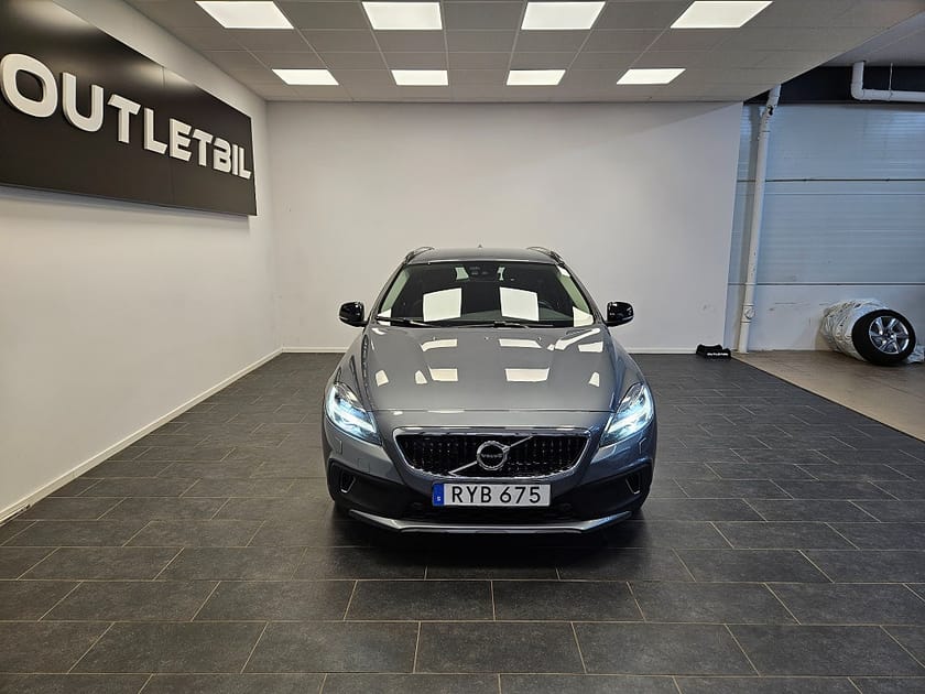 Bild 4 av Volvo V40 Cross Country D3 Geartronic Momentum Värmare Navi Backkamera Drag VOC