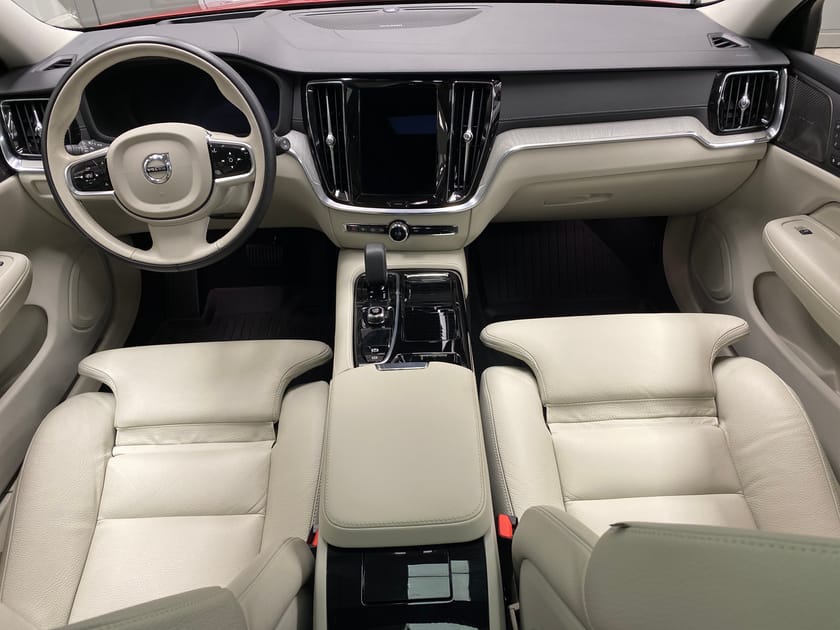 Bild 5 av Volvo V60 Recharge T6 II Ultimate Dark