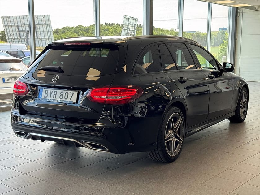 Bild 3 av Mercedes-Benz C 200 T d C200 AMG Drag Räntekampanj 3,99%