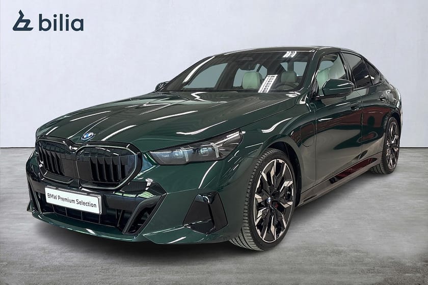 Bild 1 av BMW 550e xDrive Sedan M-Sport | DEMOBIL | Individual | Panorama