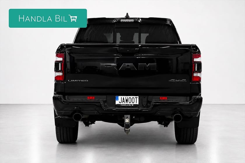 Bild 5 av RAM 1500 Crew Cab 5.7 V8 HEMI Limited Night Luft H/K Pano HUD Moms