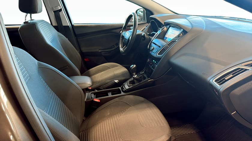 Bild 3 av Ford Focus Kombi Titanium Ecoboost 1.0 Manuell