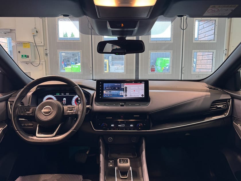 Bild 5 av Nissan Qashqai 1.3 DIG-T XTRONIC-CVT TEKNA HUD Gps Stora Skärmarna