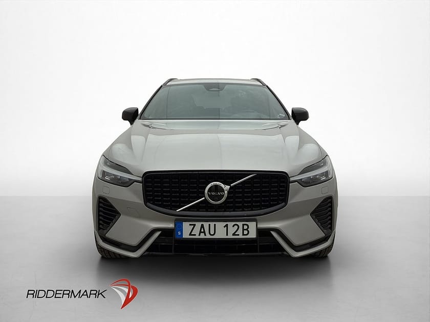 Bild 2 av Volvo XC60 T8 AWD 456hk R-Design Pano H/K 360° Drag CarPlay