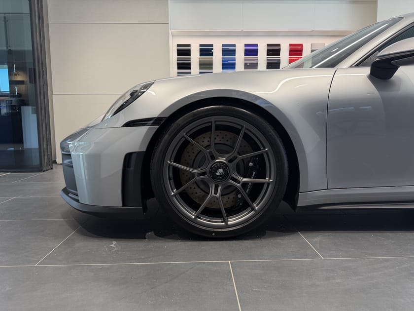 Bild 2 av Porsche 911 GT3 Touring 