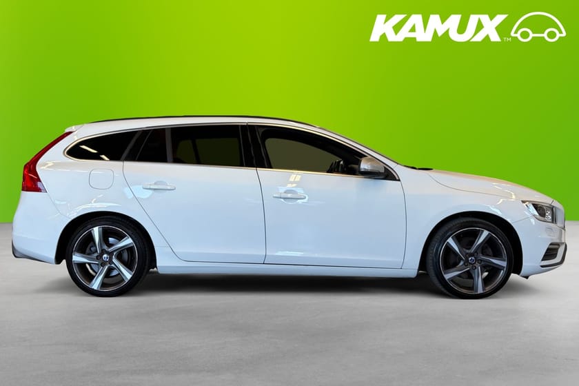Bild 2 av Volvo V60 D3 R-Design Navi Drag Värmare Läder Ny Kamrem