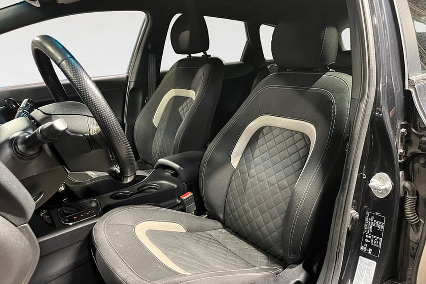Bild 4 av Kia cee'd_sw 1.6 CRDi 136 HK AUT GT-LINE NAVI BACKKAMERA PDC 17"