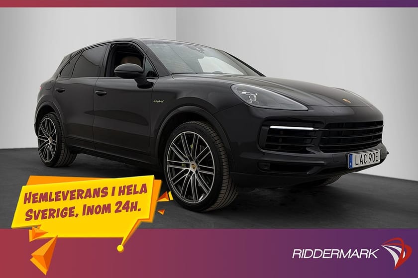 Bild 3 av Porsche Cayenne E-Hybrid Pano Chrono PASM 22" Turbo Pano