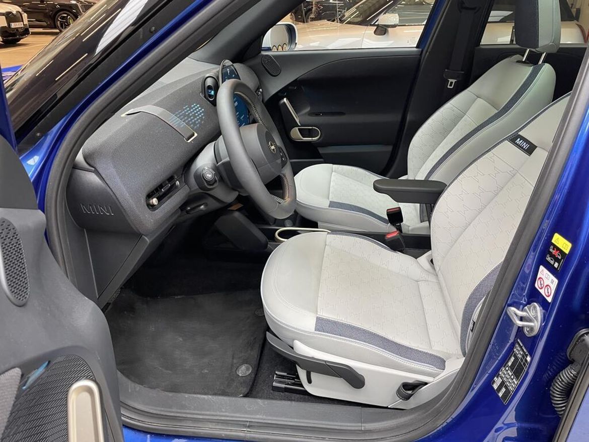 MINI Aceman E, 184hp, 2025