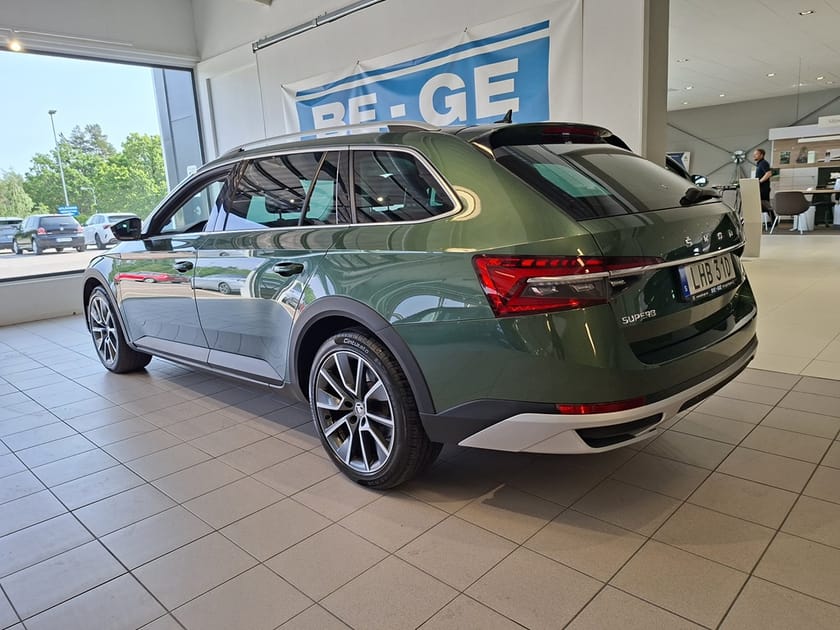 Bild 3 av Škoda Superb Scout 2,0 TDI 190 DSG 4X4 Dragkrok Värmare