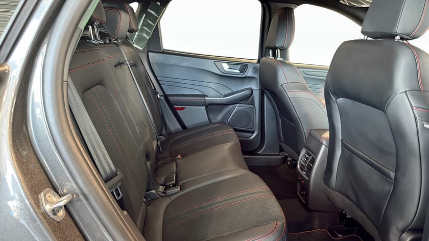 Bild 5 av Ford Kuga Plug-In Hybrid ST-Line X 2.5 FWD 243hk