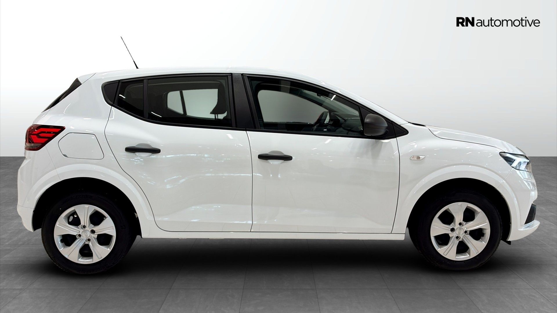 Dacia Sandero Essential 2024, bild 5/10