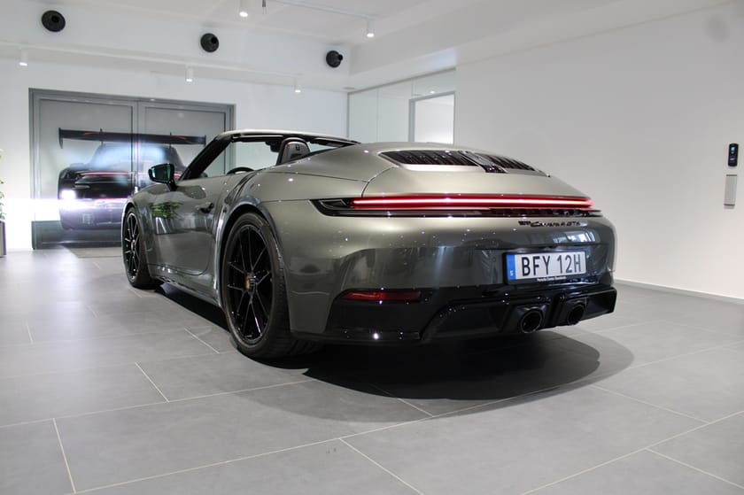 Bild 2 av Porsche 911 Carrera 4 GTS Cabriolet
