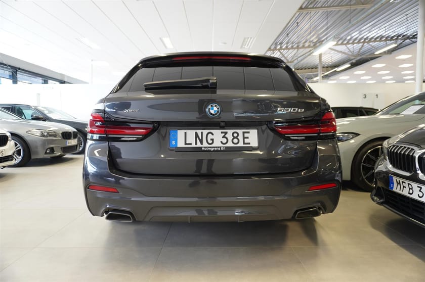 Bild 5 av BMW 530e xDrive Touring M-Sport HUD H K 360 Drag