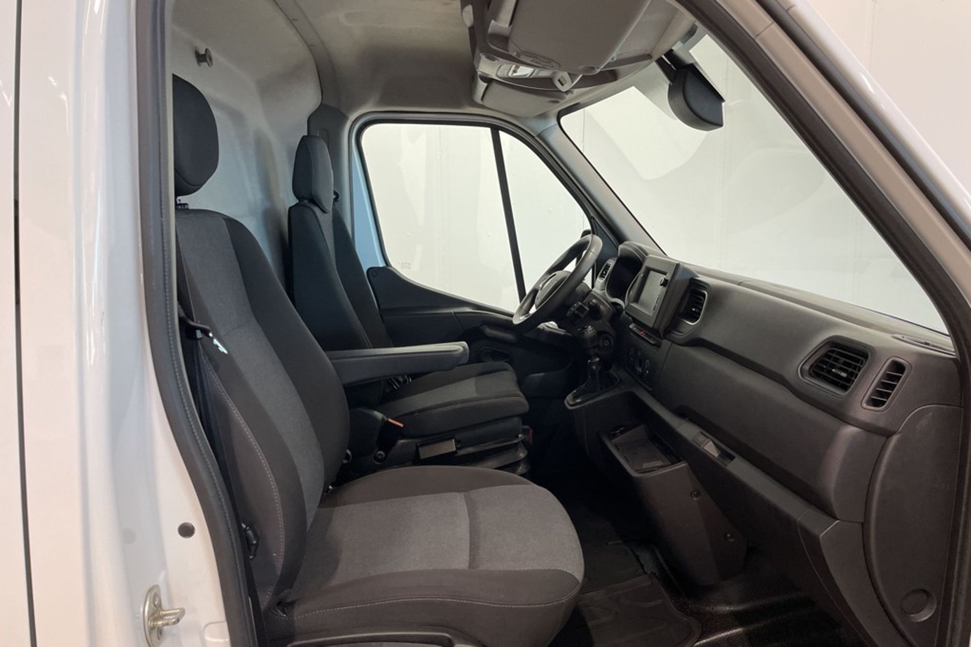 Renault Master 2.3 dCi 2022, bild 7/29