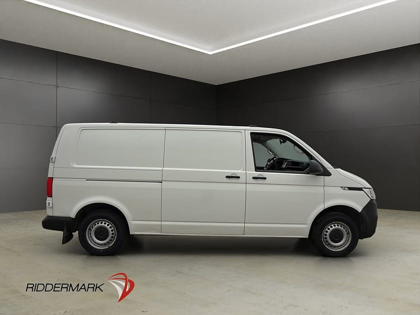 Bild 2 av Volkswagen Transporter L2 Värmare PDC Drag CARPLAY Moms
