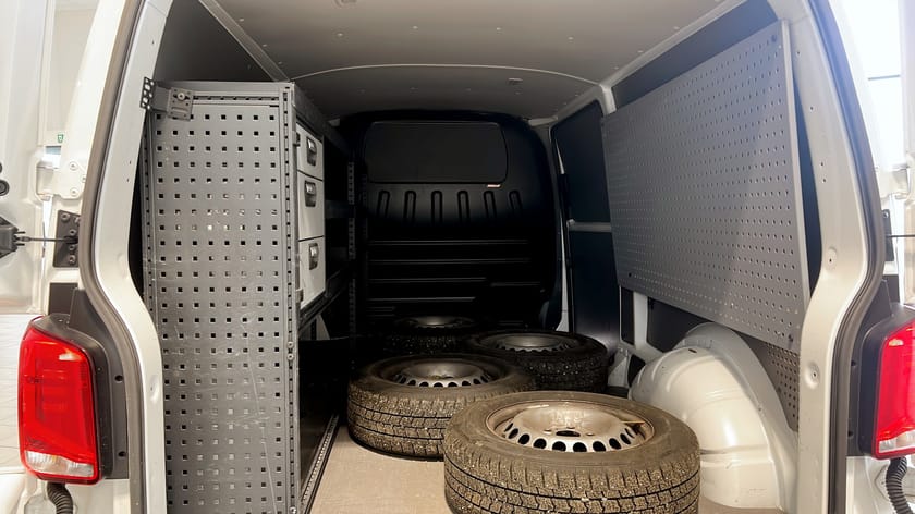 Bild 5 av Volkswagen Transporter Takräcken/Drag/Kamera/Inredning/V-hjul/alkolås