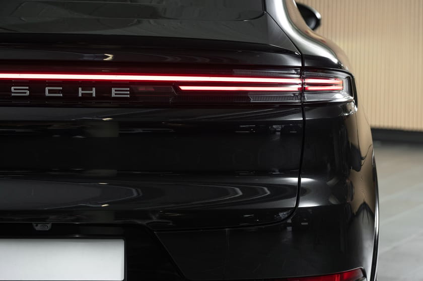 Bilde 4 av Porsche Cayenne E-Hybrid Coupé E-Hybrid/Sportseksos/SportDesign/Head-up/Soft-close++