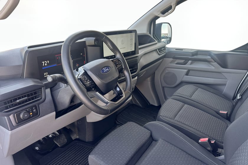 Bild 4 av Ford E-Transit Custom 340 E-Custom Skåp Trend 340L LWB Elmotor 160kW/218hk 1-vxl RWD El