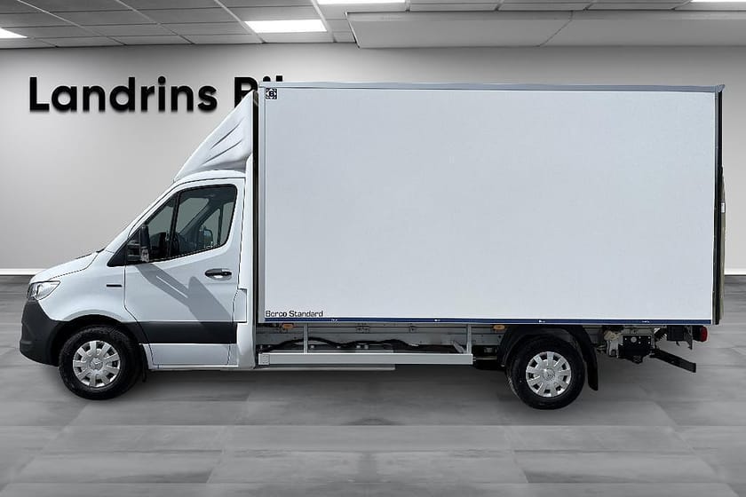 Bild 4 av Mercedes-Benz eSprinter 420 Chassi 81 kWh EH A3 PRO Volymskåp m. Lyft *OMG LEVERANS*