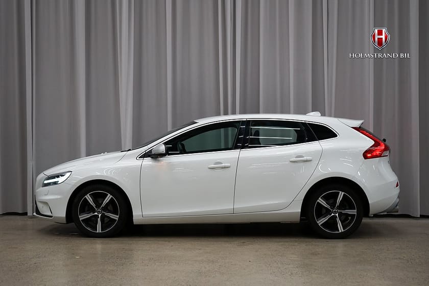 Bild 1 av Volvo V40 T3 R-Design Pvärme VOC Cockpit Keyless
