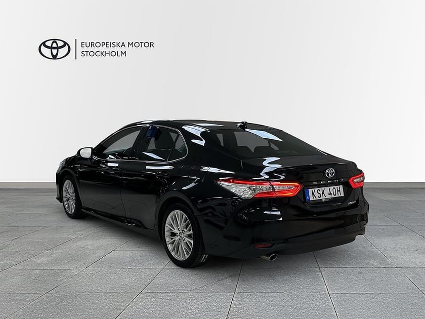 Bild 2 av Toyota Camry Hybrid 2.5 EXECUTIVE / Skinn/ V-Hjul