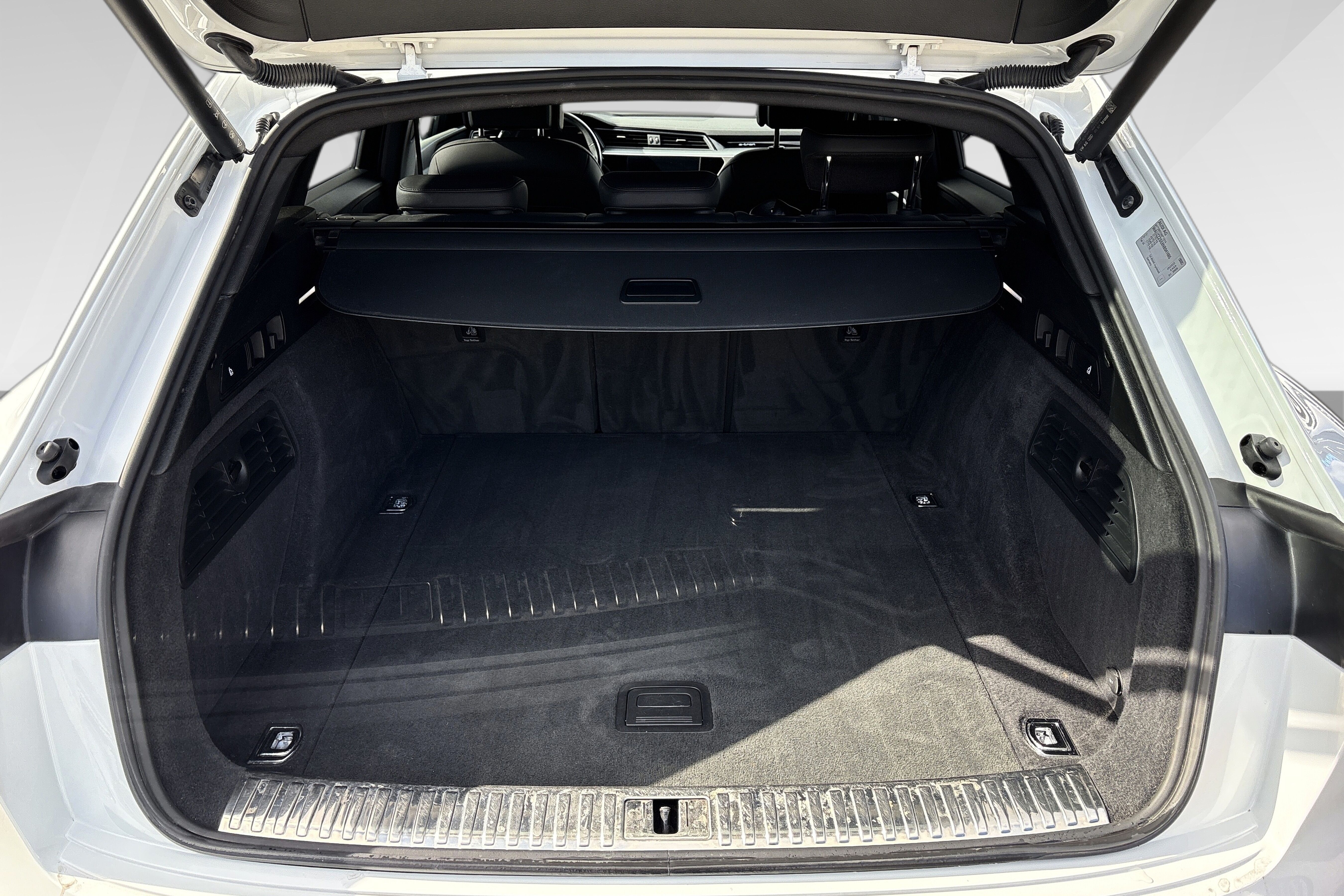 Audi e-tron 55 quattro bilde 8