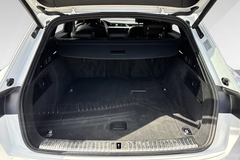 Audi e-tron 55 quattro bilde 8