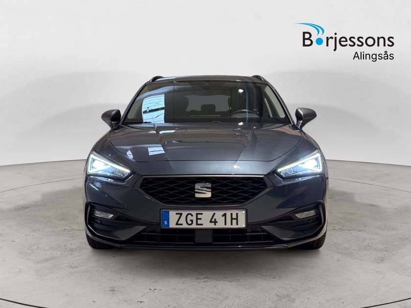 Bild 4 av SEAT León Sportstourer e-Hybrid FR eHybrid 204hk Drag/Kamera/Keyless