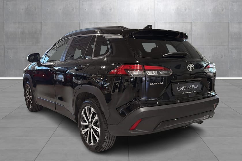 Bilde 2 av Toyota Corolla Cross Hybrid AWD-i 2.0 Automat AWD Executive