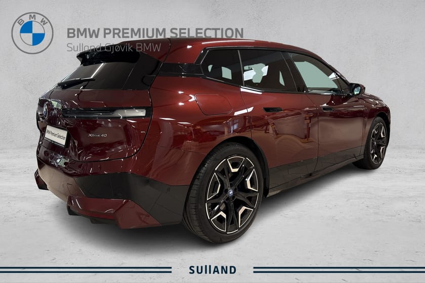 Bilde 4 av BMW iX xDrive40 40 | Fully Charged | Sportspakke | Velholdt | BSI