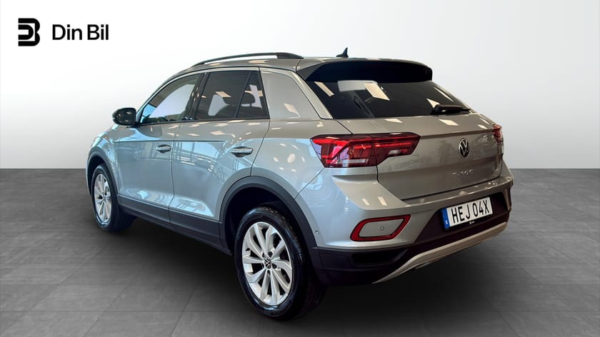 Bild 3 av Volkswagen T-Roc Edition | Backkamera | Tonade rutor | Keyless