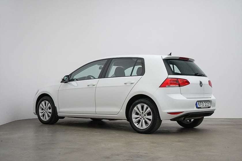 Bild 4 av Volkswagen Golf 1.2 TSI BMT DSG / 110hk / Värmare / Drag
