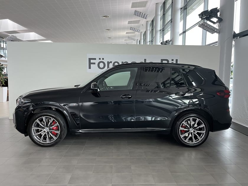 Bild 3 av BMW X5 xDrive30d M Sport Pro Innovation Drag H/K ComfortAccess
