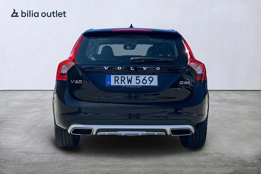 Bild 5 av Volvo V60 Cross Country D4 AWD Classic Summum 190hk Drag Pano Navi Nyservad