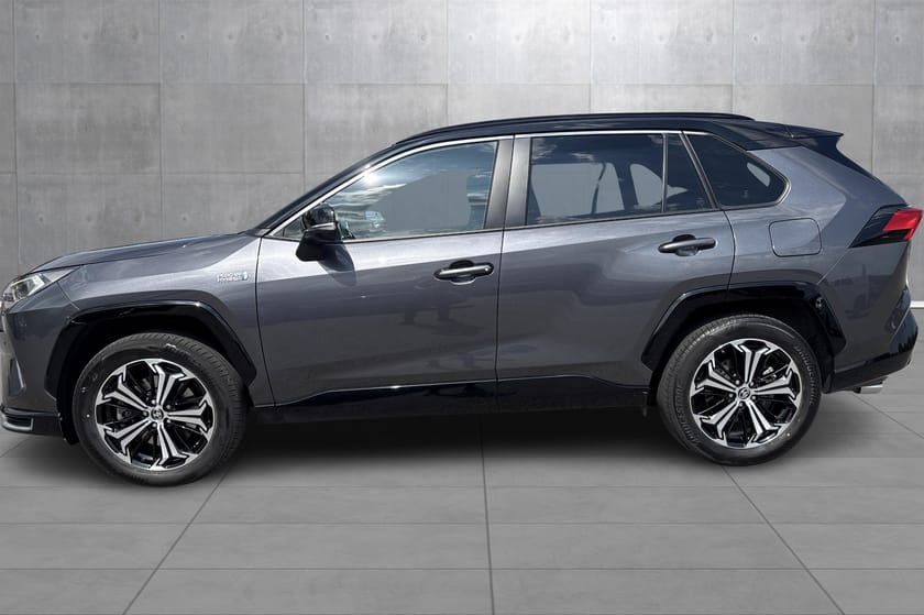 Bilde 2 av Toyota RAV4 Plug-in Hybrid AWD Executive