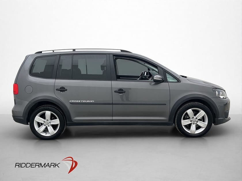Bild 2 av Volkswagen CrossTouran 7-seater Cross 1.4 TSI 7-sits Kamera Skinn Nybesik