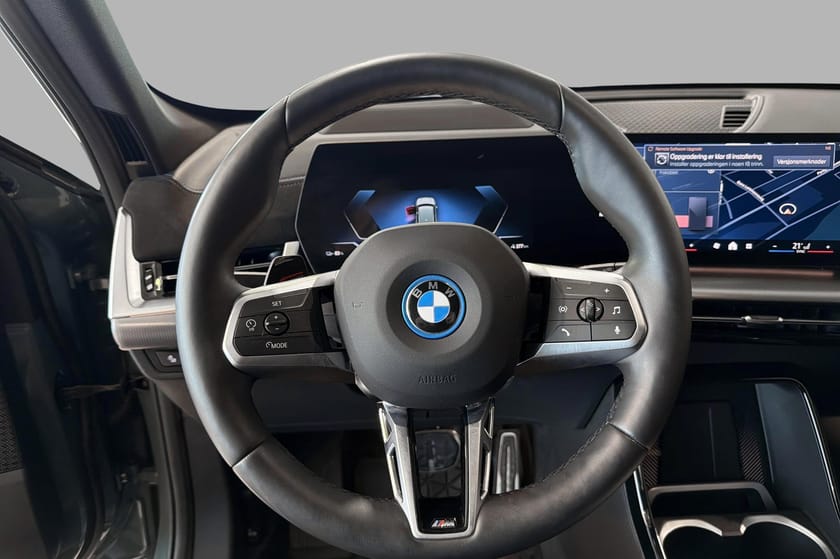 Bilde 2 av BMW iX1 xDrive30 M-Sport Krok Comfacc Harman