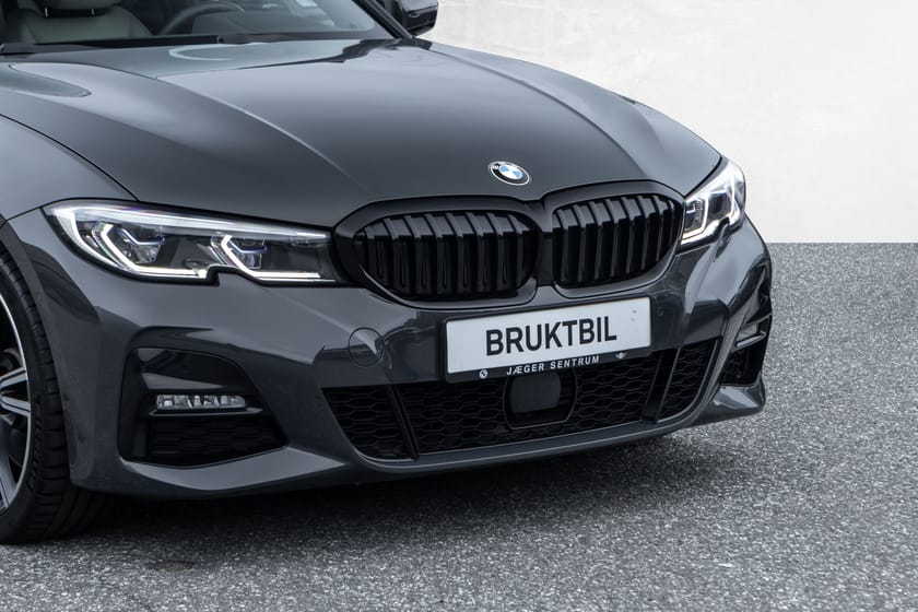 Bilde 2 av BMW 330d xDrive Sedan M-Sport Krok Webasto A.Cruise H/K HUD