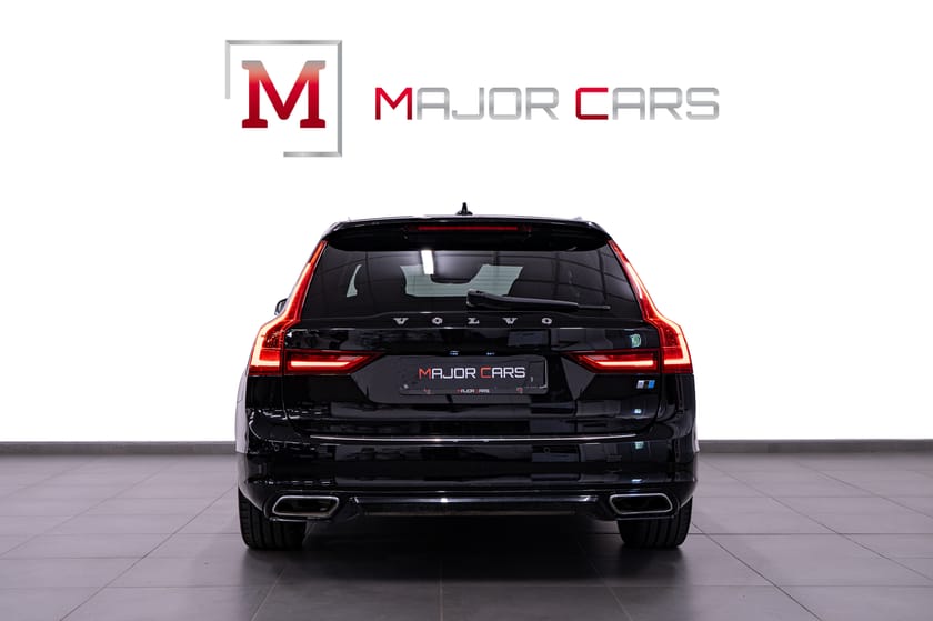Bild 5 av Volvo V90 D4 AWD Polestar R-Design 21" HuD 360° Drag 200hk
