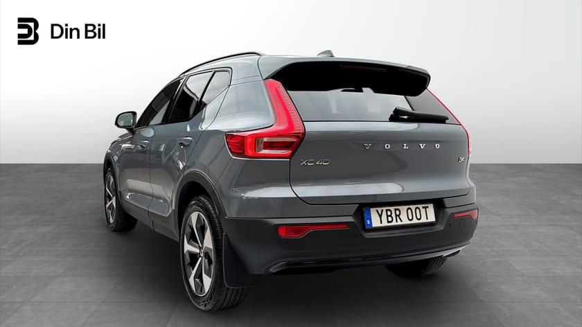 Bild 3 av Volvo XC40 B4 2.0 197HK AWD Nav Läder PANO