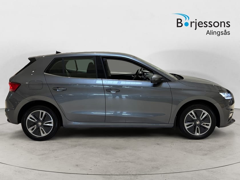 Bild 2 av Škoda Fabia TSI 110hk AUT Backkamera/2-Zon/Carplay
