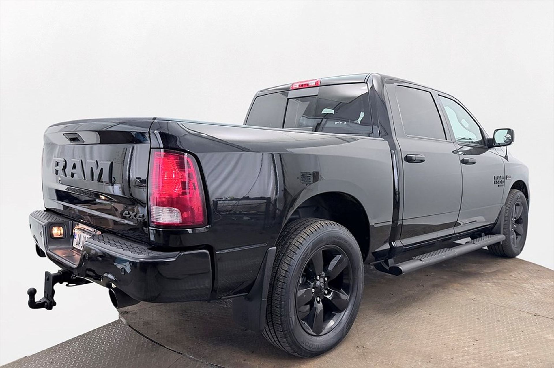 RAM 1500 Crew Cab 5.7 V8 HEMI 4x4 2023, bild 6/41