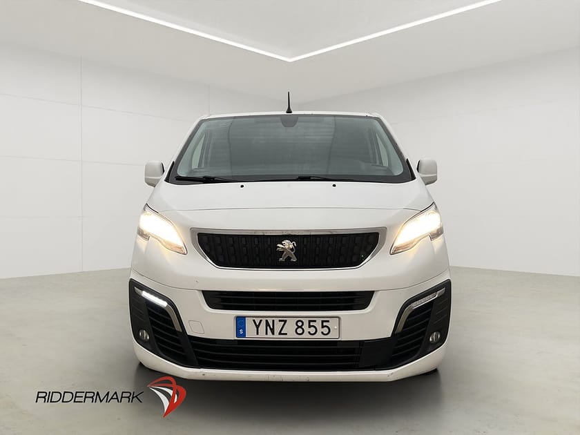 Bild 5 av Peugeot Expert Panel Van L3 Värmare 3-Sits Dragkrok B-Kamera CARPLAY