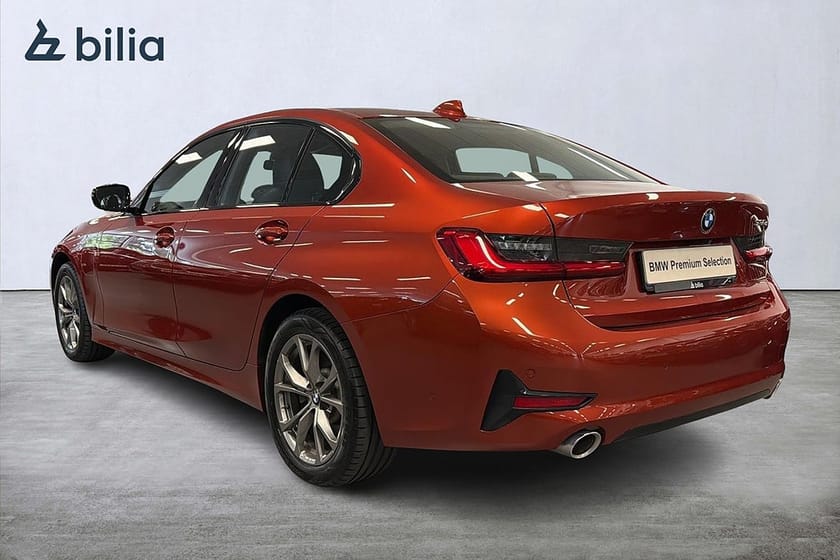 Bild 2 av BMW 330e Sedan Sportline | HiFi | Backkamera | Stol m minne