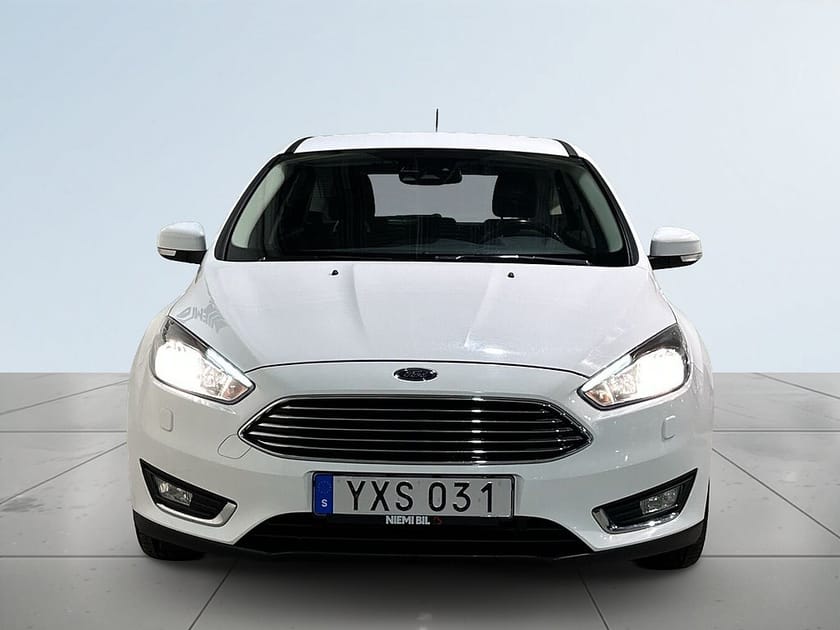 Bild 2 av Ford Focus 1.0 Titanium Drag Mvärm Psens Carplay S/V-hjul