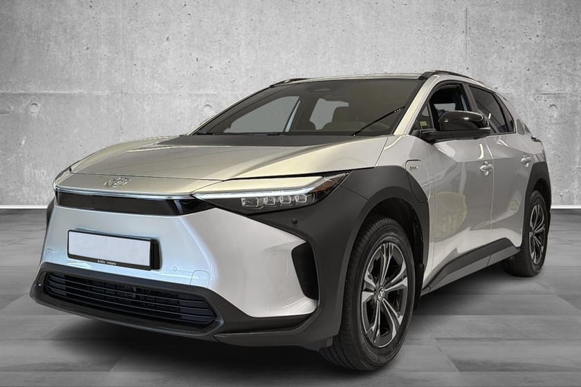Bilde 2 av Toyota bZ4X AWD Active Tech. LED,Varmepumpe,Kamera,ToyotaRelax