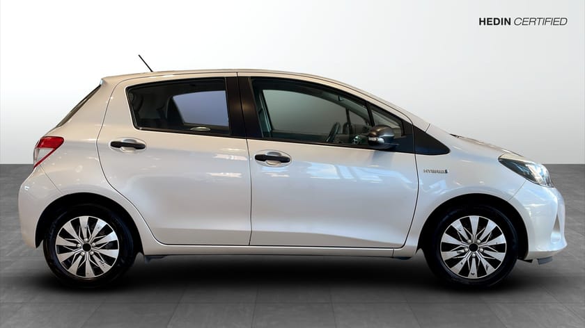 Bild 4 av Toyota Yaris Hybrid 1.5 75hk P-sensorer Automat Nyservad